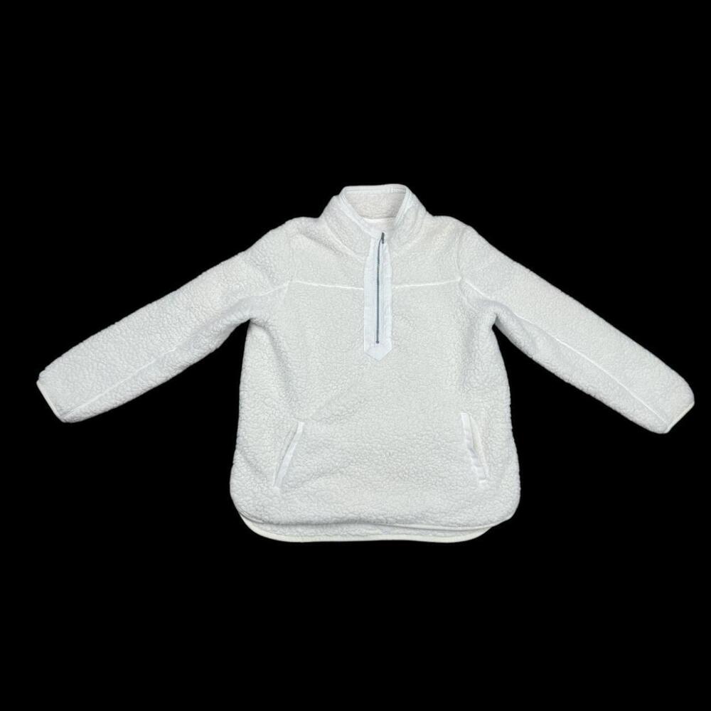 White fuzzy sherpa Time and Tru quarter zip